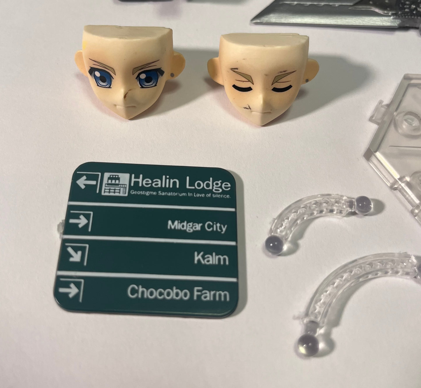 Trading Arts Kai Final Fantasy VII (7) Advent Children Cloud Strife Mini Figure (Used) (Incomplete)