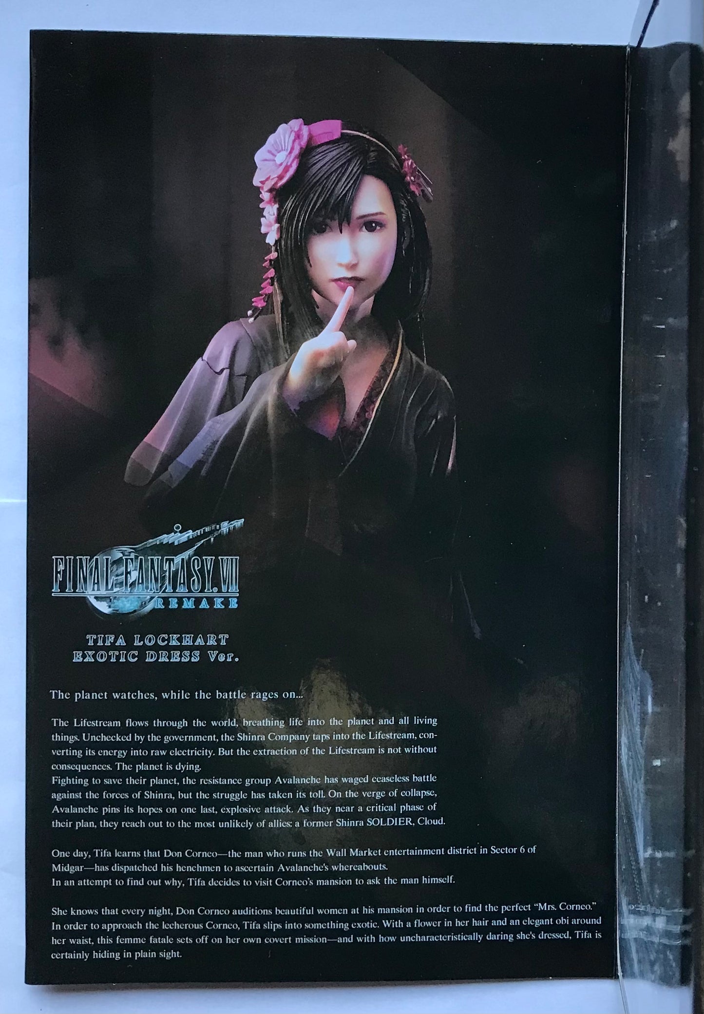 Play Arts Kai Final Fantasy VII Remake Tifa Lockhart Exotic Dress Ver