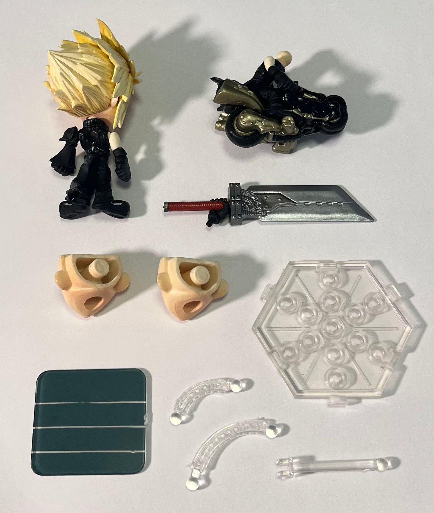 Trading Arts Kai Final Fantasy VII (7) Advent Children Cloud Strife Mini Figure (Used) (Incomplete)